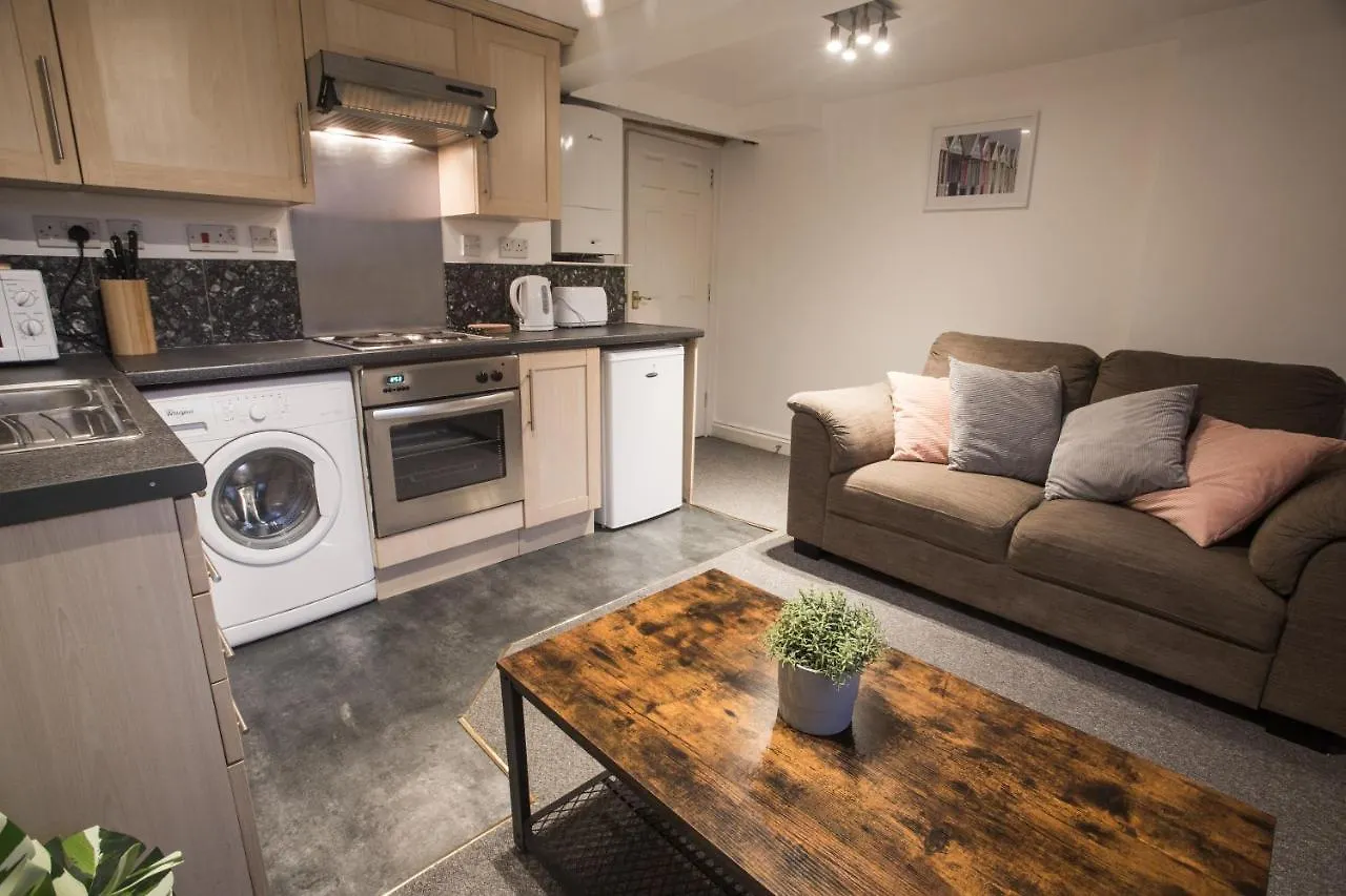 Flat 1, 4 Warden Rd Apartment Bristol United Kingdom