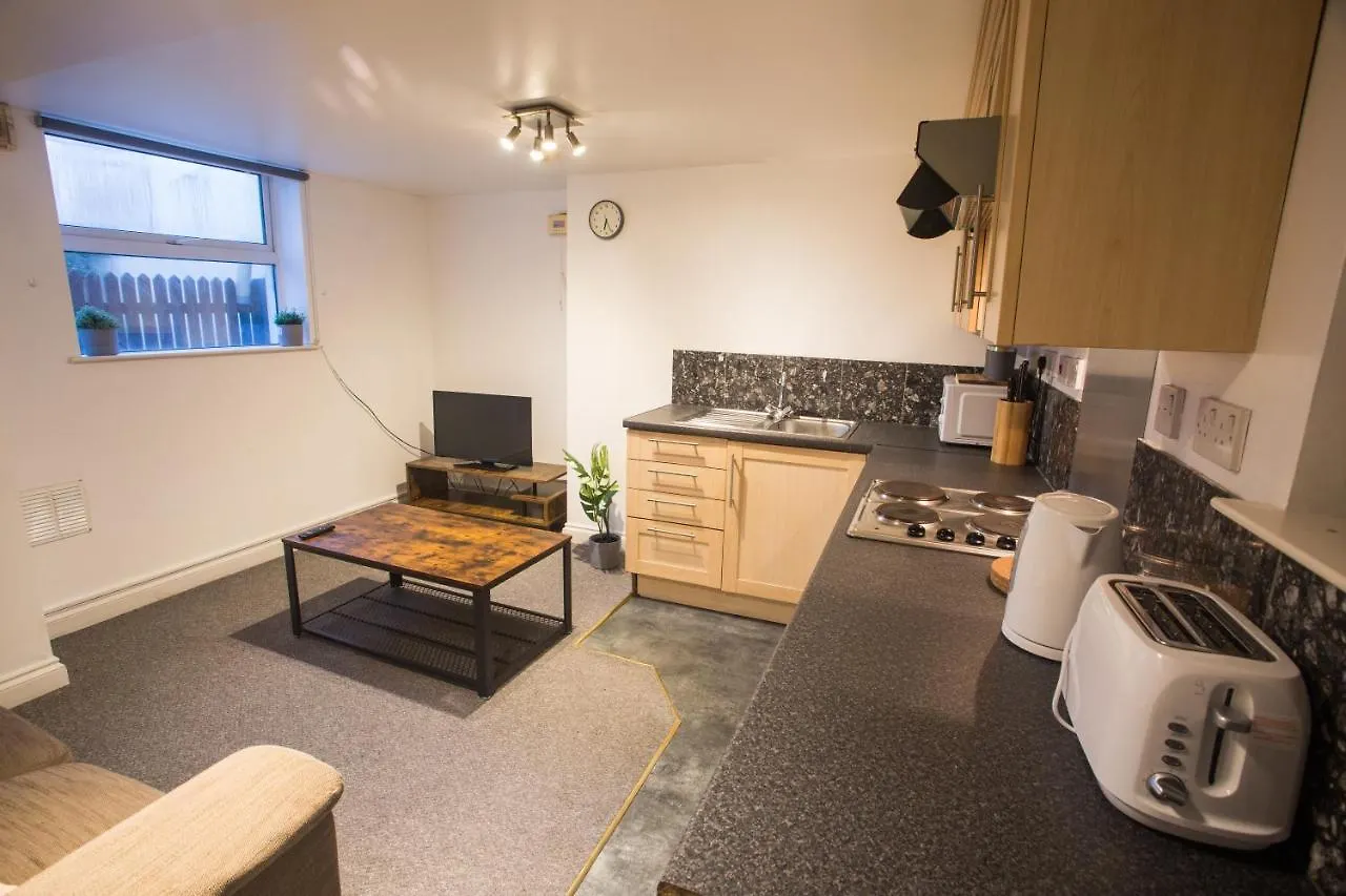 Flat 1, 4 Warden Rd Apartment Bristol