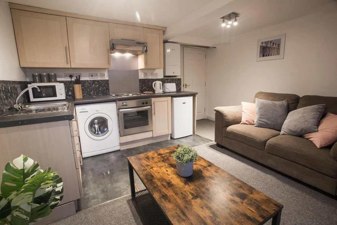 Flat 1, 4 Warden Rd Apartment Bristol